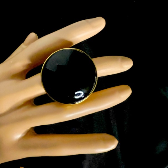 Fashion Jewelry Accessories - FASHION JEWELRY ROUND RING COLOR GOLD BLACK STONE STAINLESS STEEL SIZE 7